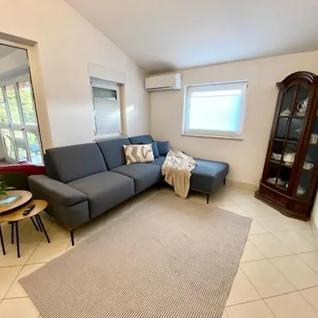 Two Bedroom Floor With Balcony Lejlighed